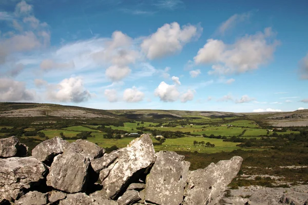 Krajobraz zupełnie burren, Irlandia — Zdjęcie stockowe