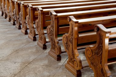 cortina d'ampezzo, Katolik çinilerini banklar