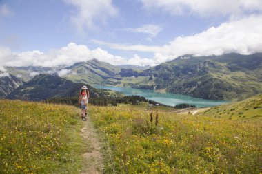 lac de roselend na da yakın hiking