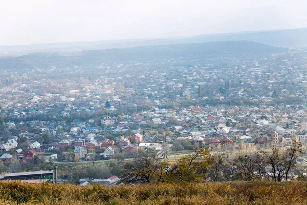 Utsikt Över Staden Dimman Från Berget Resor Och Fritid Vackert — Stockfoto