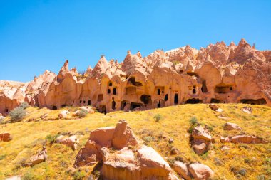 Kapadokya 'daki Zelve Açık Hava Müzesi. Kapadokya 'daki peri bacaları. Türkiye 'nin tarihi yerleri ve simgeleri. 