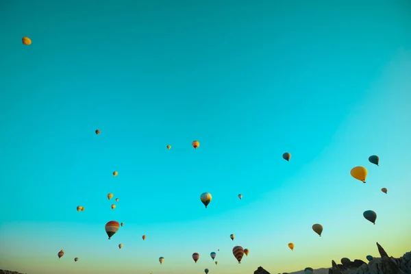 Balões Quente Céu Pela Manhã Vista Mágica Com Balões Quente — Fotografia de Stock