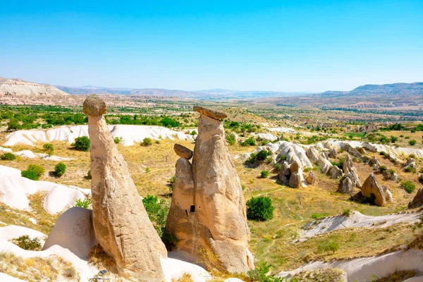 Trzy Łask Lub Guzeller Turcji Cappadocia Urgup Turcja Piękne Bajkowe — Zdjęcie stockowe