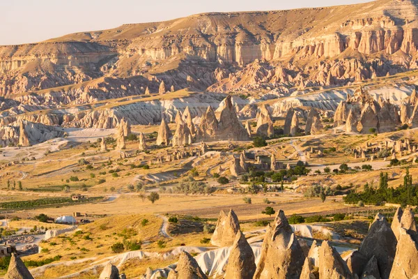 Kapadokya Manzarası Gün Batımında Asiklar Tepesi Goreme Den Kapadokya Arka — Stok fotoğraf