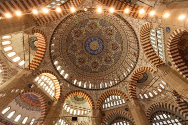 Selimiye Camii. Edirne Selimiye Camii 'nin içi.