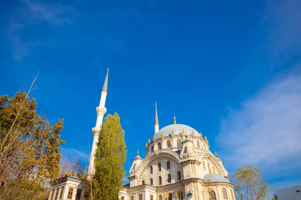 Nusretiye Camii. Tophane İstanbul 'daki Nusretiye Camii. Ramazan veya İslami arkaplan fotoğrafı. İnşa etmeye odaklan.