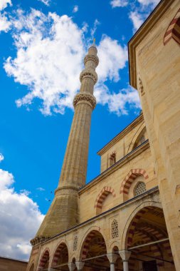 Selimiye Camii. Selimiye Camii 'nin minaresi. İslami mimari arka plan fotoğrafı.
