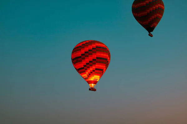 Sıcak Hava Balonları Kapadokya Gün Doğumunda Balon Etkinliği Gürültü Dahil — Stok fotoğraf