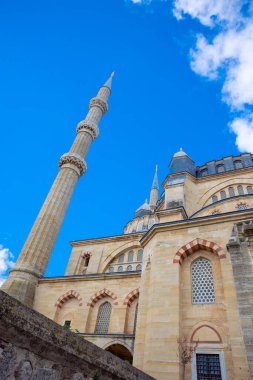 İslami mimari. Selimiye Camii dikey arkaplan fotoğrafı. Ramazan veya İslami arkaplan.
