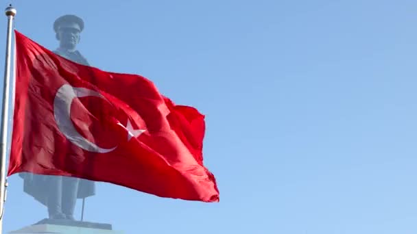 Ataturk Monumento Acenando Bandeira Turca Dias Feriados Nacionais Turquia Zafer — Vídeo de Stock