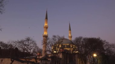 Kadir Gecesi veya Laylat al-Qadr konsept video. İstanbul 'daki Eyüp Sultan Camii