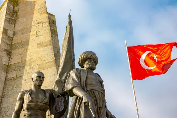 Monument Barbaros Hayreddin Pasa Besiktas Istanbul Barbarossa Barbaros Hayrettin Pasha — Stok fotoğraf