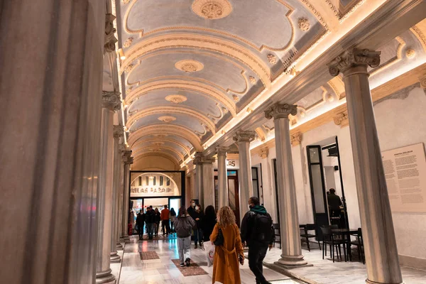 People Atlas Pasaji Istiklal Avenue Tourists Istanbul Istanbul Turkey 2021 — стокове фото