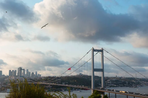 Vue Sur Istanbul Istanbul Bosphore Pont Avec Ciel Nuageux Nakkastepe — Photo