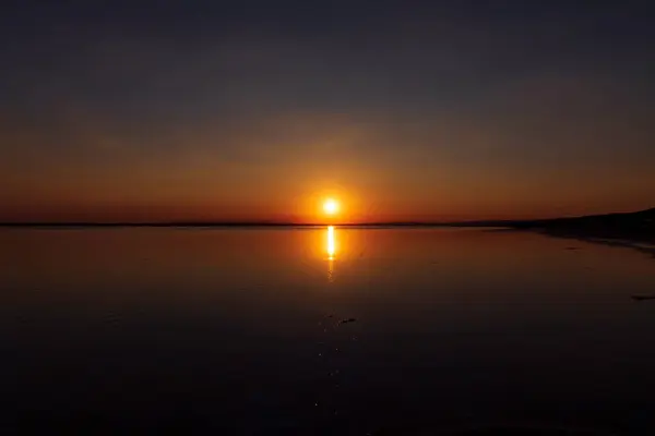 Pôr Sol Nascer Sol Sobre Lago Pôr Sol Horizonte Natureza — Fotografia de Stock