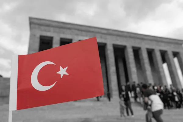 Türkische Flagge Und Monochromes Anitkabir Oder Atatürk Mausoleum Hintergrund November — Stockfoto