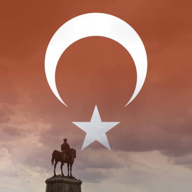 Atatürk anıtlı Türk Bayrağı. Türk ulusal bayramları. 29 ekim cumhuriyet bayrami veya 29 Ekim cumhuriyet kare format fotoğrafı.