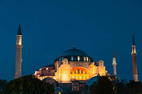 Αγία Σοφία Βράδυ Φωτογραφία Φόντου Στην Κωνσταντινούπολη Περιλαμβάνεται Θόρυβος Ταξίδι — Φωτογραφία Αρχείου