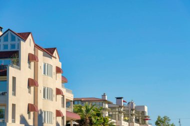 Coronado, San Diego, California 'daki konut binalarının yan görüntüsü