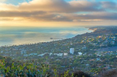 San Diego, Kaliforniya 'daki La Jolla kıyı bölgesinin tamamı.