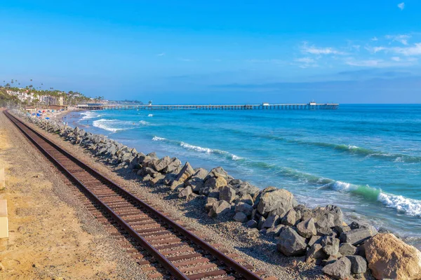 Railway Rocks Seawall Ocean Waves San Clemente California View Pier — Foto de Stock