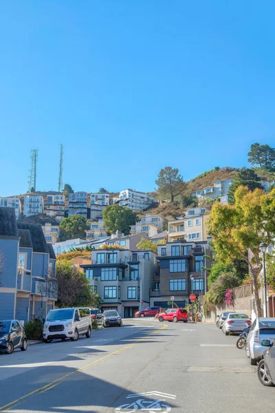 Street Bicycle Lane Double Yellow Lanes Suburbs San Francisco Vehicles — Stock Fotó