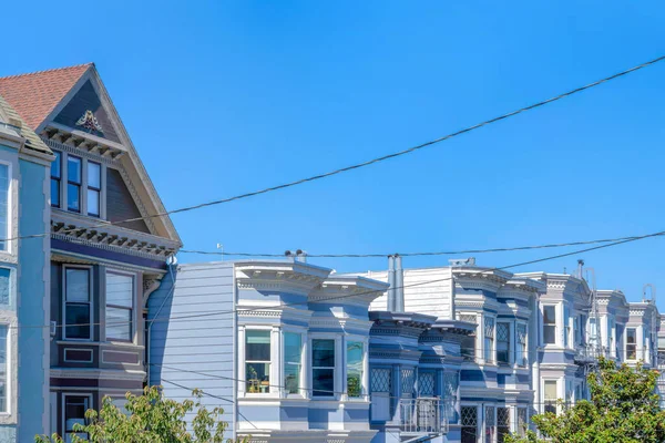 Adjacent Residential Buildings Victorian Style Clear Sky San Francisco Side — Fotografia de Stock