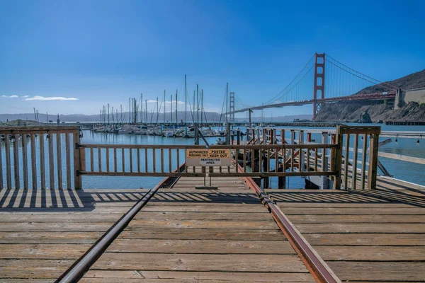 Closed Dock Signages Harbor Golden Gate Bridge San Francisco Dock — Foto de Stock