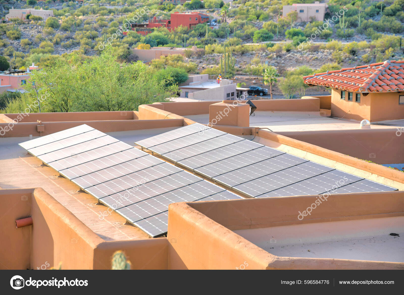 Solar Panels Flat Roof Mediterranean House Tucson Arizona Roof View — Stock  Photo © dropthepress@gmail.com #596584776, image size:1600x1167