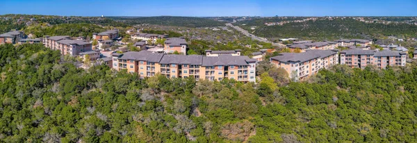 Austin Texas Complex Apartment Buildings Top Mountain Apartment Buildings Balconies —  Fotos de Stock
