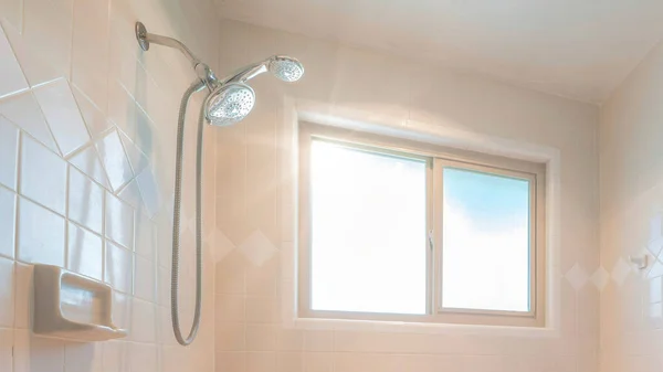 Panorama Sun Flare Two Shower Heads Faucet Close Bathtub Gray — Foto de Stock