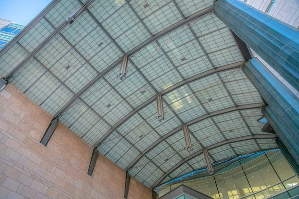 Вид Крышу Здания Снизу Центре Тусона Аризона Навес Стальными Каркасами — стоковое фото