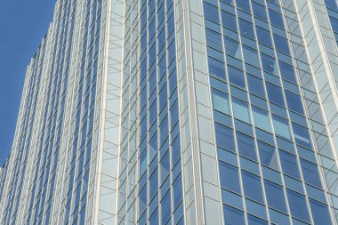 Austin Texas şehir merkezinde açık gökyüzüne karşı bir ofis ya da apartman. Yükselen konut veya ticari bina modelli ve modern mimari tasarıma sahiptir..