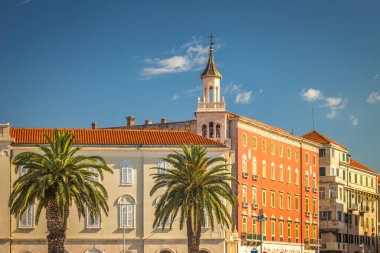 Split kasabası, Hırvatistan ve Avrupa 'nın tarihi merkezli eski evlerinin mimarisi.