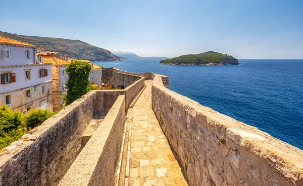 Kilátás Lokrum Szigetre Dubrovnik Városának Falairól Horvátországban Európában — Stock Fotó