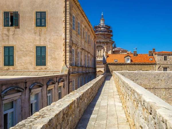 Blick Auf Historische Architektur Von Den Mauern Der Stadt Dubrovnik — Stockfoto