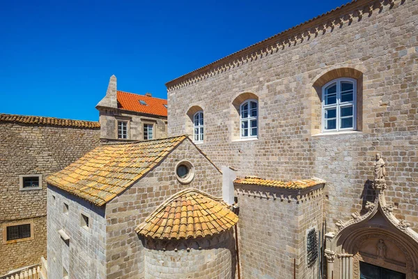 Utsikt Dominikansk Kloster Kirke Fra Bymurene Dubrovnik Kroatia Europa – stockfoto