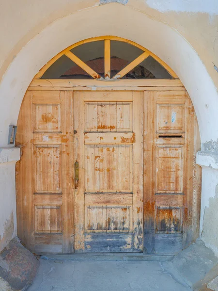 Detailed View Richly Shaped Wooden Door — Stock Photo, Image