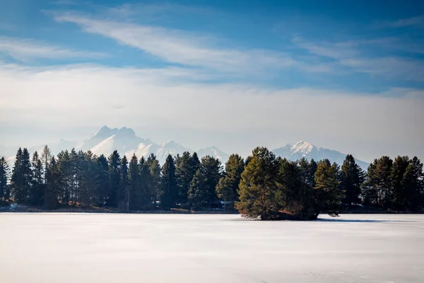 Paisaje Montaña Con Lago Congelado Invierno Parque Nacional Los Altos —  Fotos de Stock