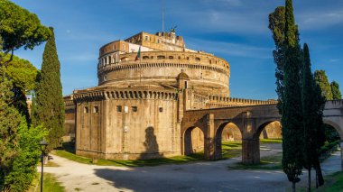 Günbatımında Castel Sant 'Angelo, ayrıca Hadrian Anıtı, Roma, İtalya, Avrupa' daki tarihi anıt..