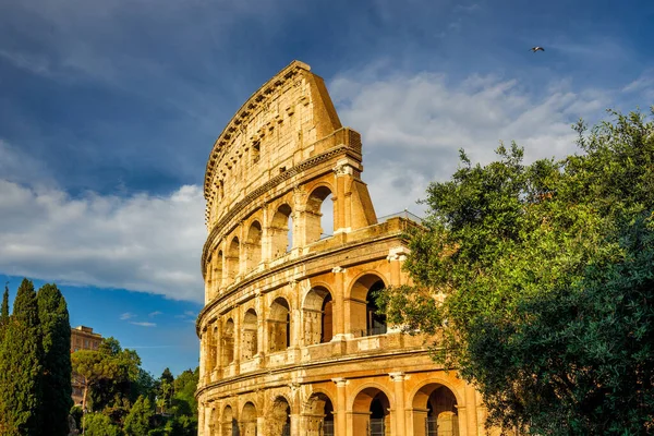 Colosseum Amfiteatern Centrala Rom Vid Solnedgången Italien Europa — Stockfoto