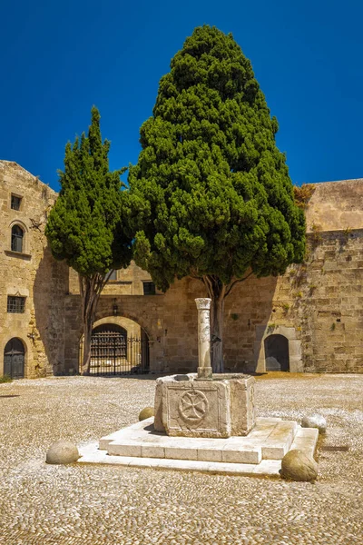 Square Hebrew Martyrs Historic Centre Rhodes Town Greece Europe — Foto de Stock