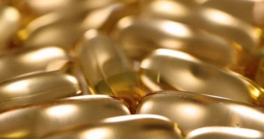 Çoklu sarı balık yağı jelatin kapsülleri 4K film