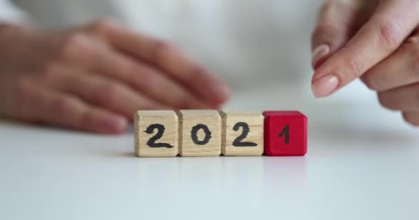 2021 changes to 2022 new year blocks of financial calendar — Video Stock