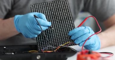 Voltmetre kontrollü eller işlemcinin elektro çipini kontrol etsin
