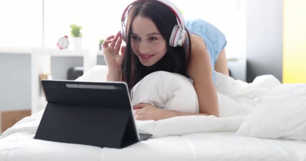 Happy Woman Headphones Listening Music Tablet Dancing Home Bed Good — Stock Video