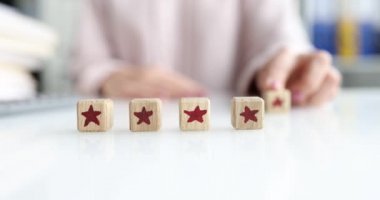 Müşteri değerlendirmesine beşinci bir yıldız ekleniyor. Geribildirim ve tavsiye kavramı