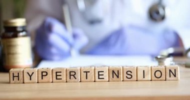 Küp hipertansiyon ve tıbbi tanı teslimatı üzerine yazı. Yüksek tansiyon, aşama semptomları tedavi kavramına neden olur