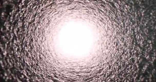 明るい光 タイムラプスへのパイプ内の動き コンセプトトンネルビジョン暗闇から立ち上がる — ストック動画