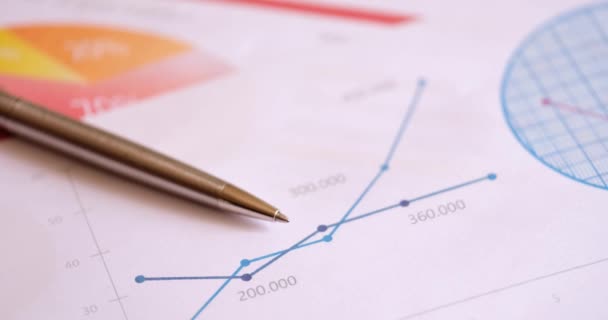 Financieel Boekhoudkundige Grafiek Analyse Business Rapport Marketing Onderzoek Business Indicatoren — Stockvideo